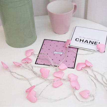 Lyskæde med lyserøde hjerter til børneværelse