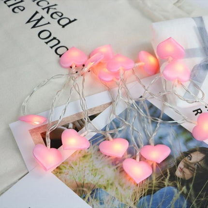 Lyskæde med lyserøde hjerter til børneværelse