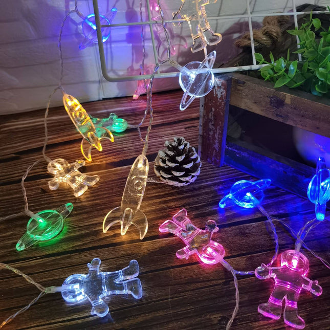 LED lyskæde med rum-tema til børn