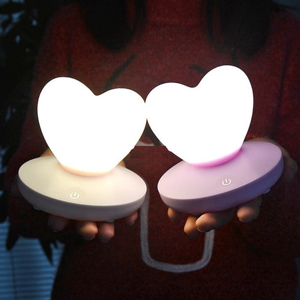 Hjerteformet LED bordlampe med touch funktion