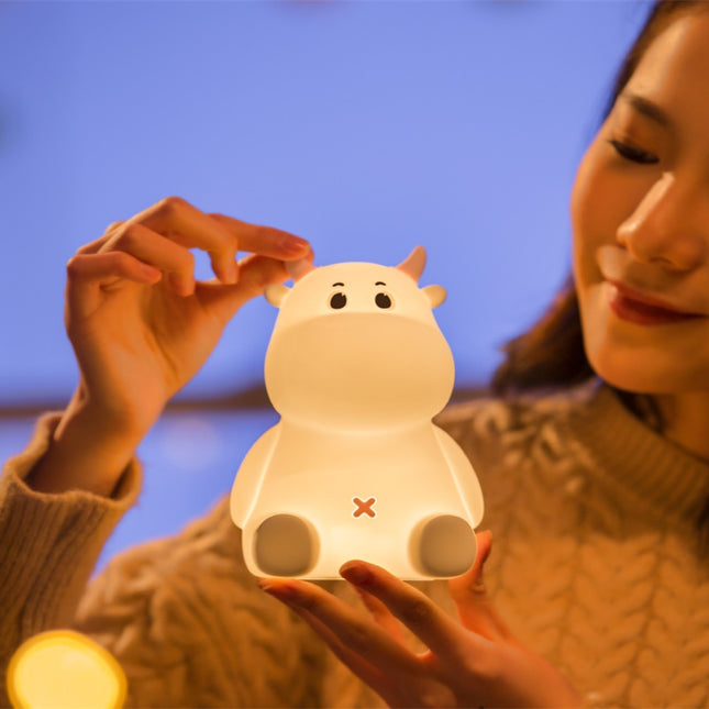 Genopladelig natlampe formet som en hjort