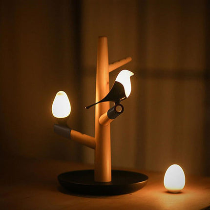 LED-bordlampe med fugle på et træ