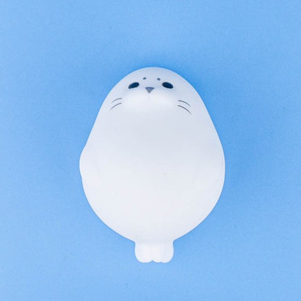 Bærbar lille natlampe formet som sæl