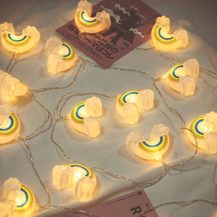 Lyskæde med regnbuer til børneværelset