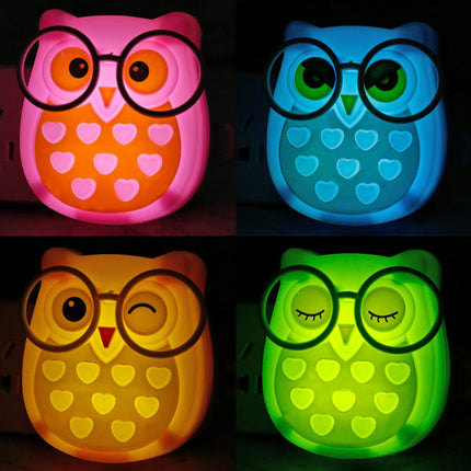 Sød ugle LED natlampe til stikkontakt