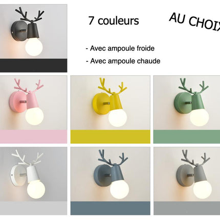 Væglampe i metal med hjortegevir design