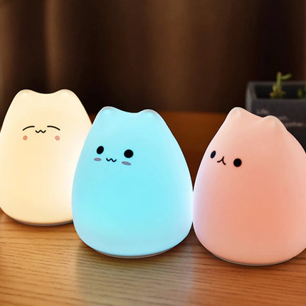 Blød silikone natlampe formet som killing