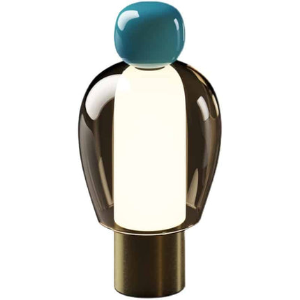 Genopladelig bordlampe i nordisk design