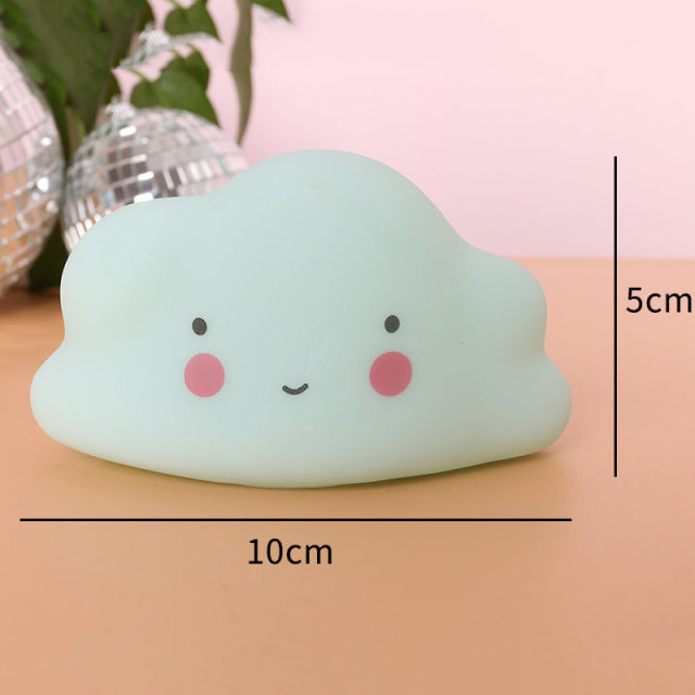 Skyformet LED natlampe til baby