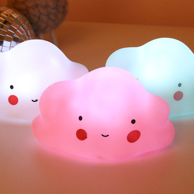 Skyformet LED natlampe til baby