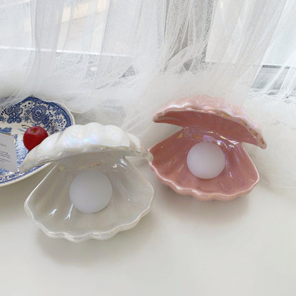 Muslingeskal natlampe med perle lys