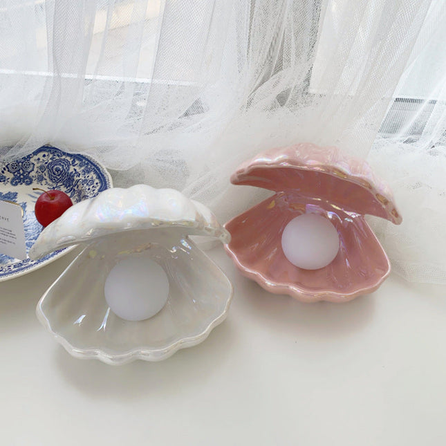 Muslingeskal natlampe med perle lys
