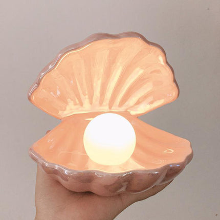 Muslingeskal natlampe med perle lys