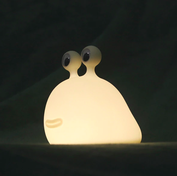 Genopladelig snegle natlampe til amning