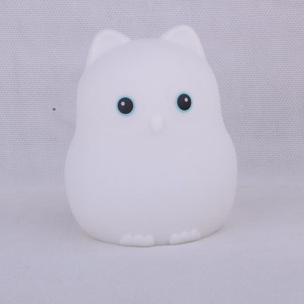 Ugle natlampe i silikone med fjernbetjening