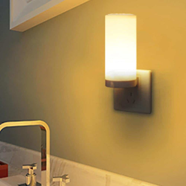 Dæmpbar LED natlampe med fjernbetjening