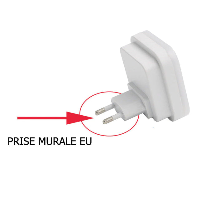 LED natlampe til stikkontakt med lyssensor