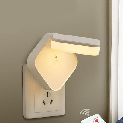 Natlampe til stikkontakt med fjernbetjening