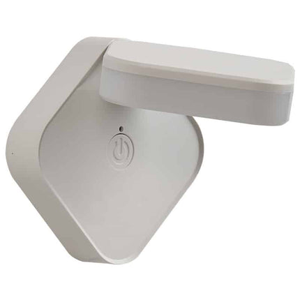 Natlampe til stikkontakt med fjernbetjening