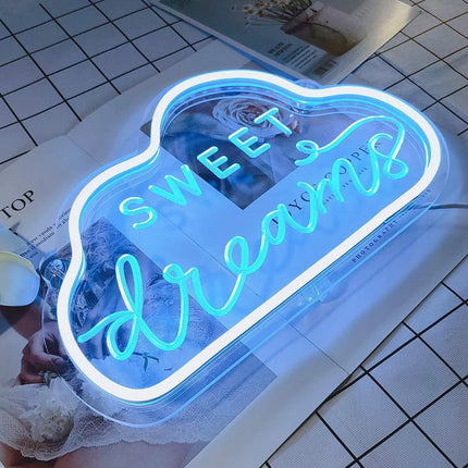 Sky neonskilt 'Sweet Dreams' til væg