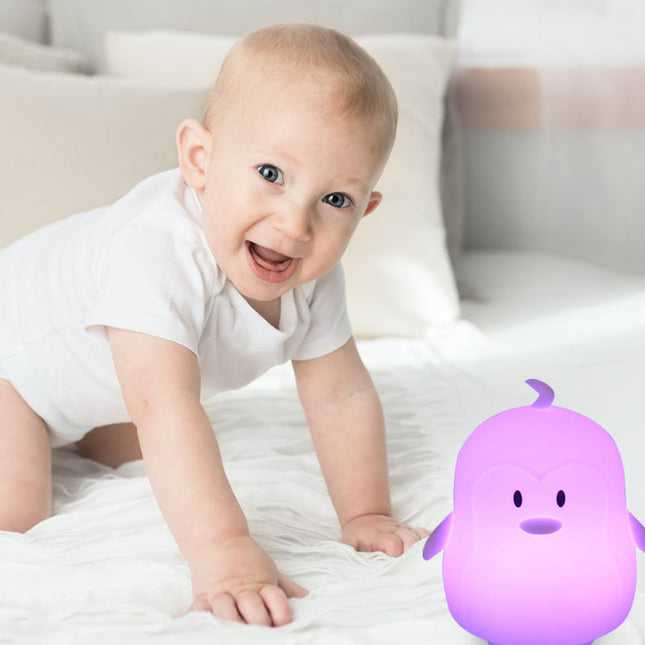 Pingvin natlampe i silikone med fjernbetjening