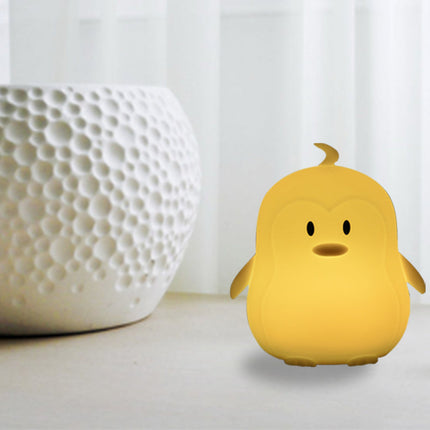 Pingvin natlampe i silikone med fjernbetjening