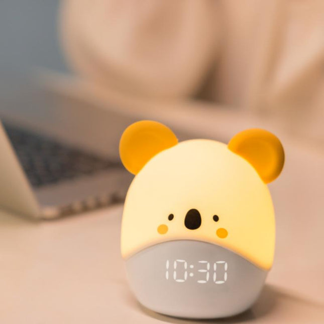 Koala natlampe med digitalt vækkeur
