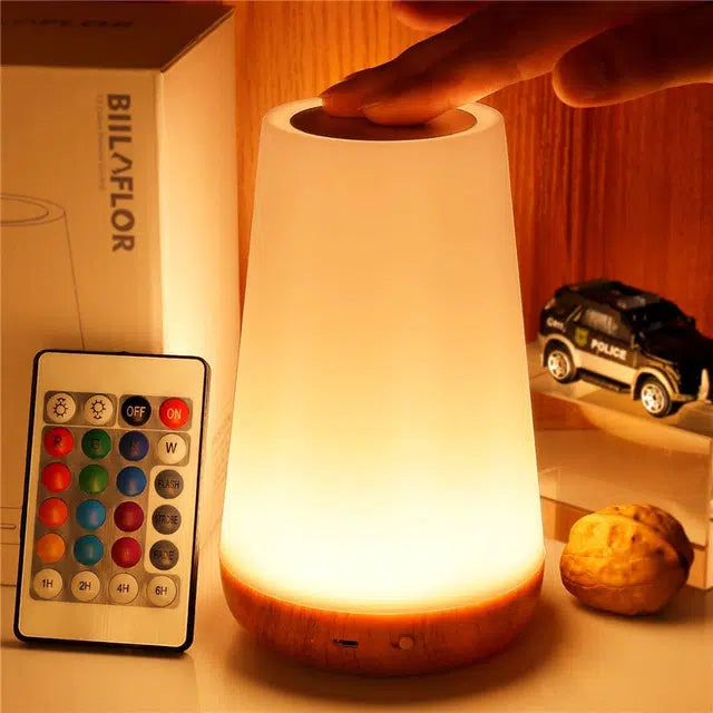 Dæmpbar touch-natlampe med fjernbetjening